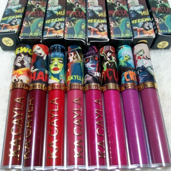 Lipstick - Picture 7 of 8